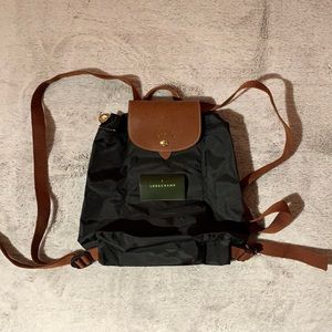LIKE NEW Longchamp Pliage Backpack